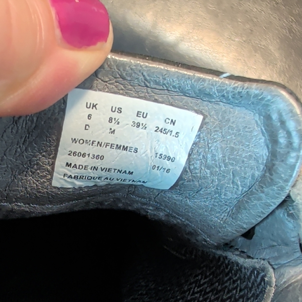 Women's Navy Clarks Wavewalk Waterproof Sneakers/Shoes - Picture 4 of 5